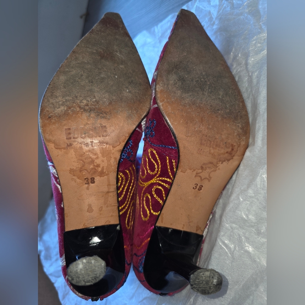 Edoche Hand Embroidered Boots - Size 38 - Picture 11 of 11